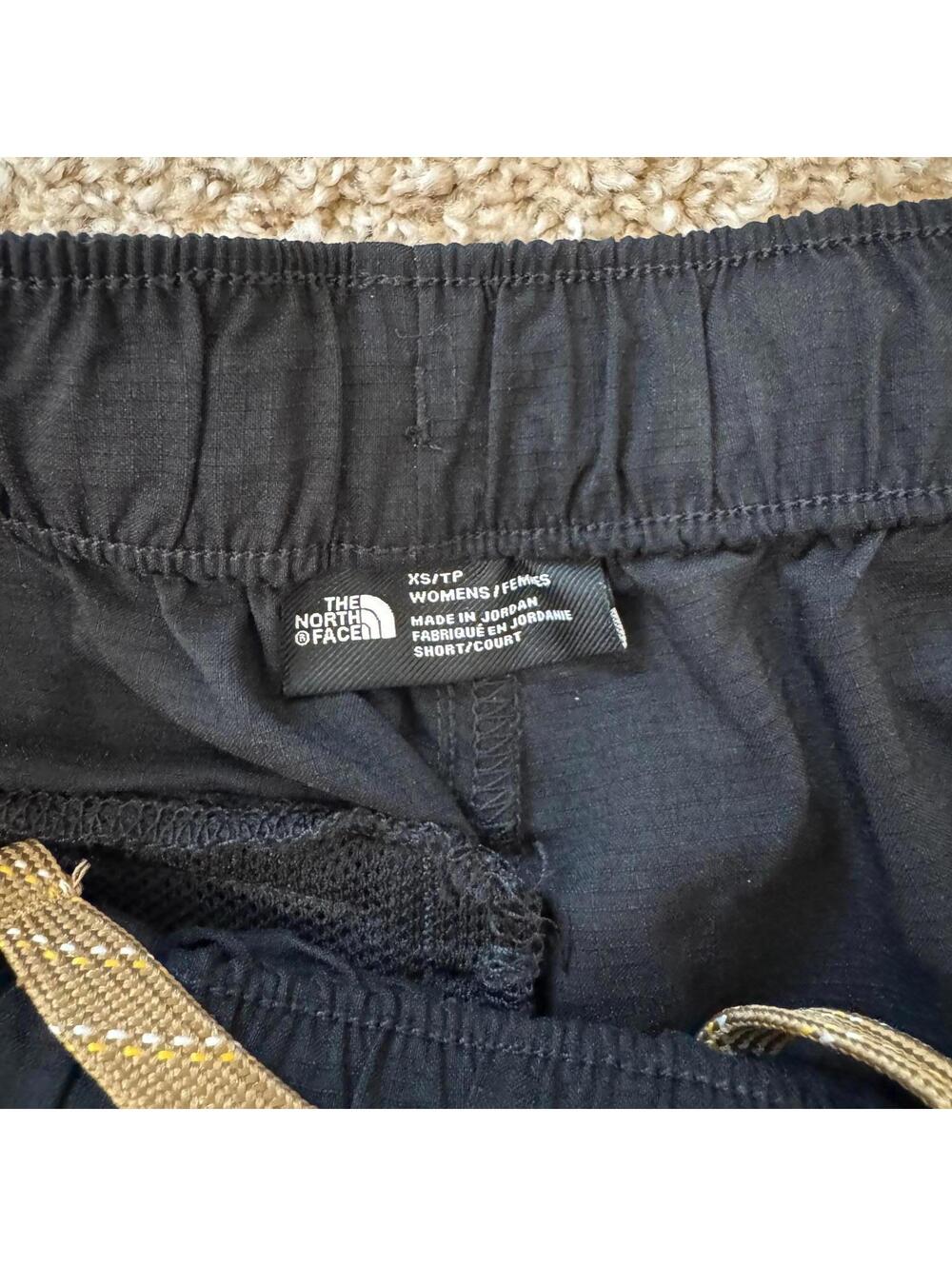 The North Face Women's XS Black Casual Shorts - Picture 5 of 7